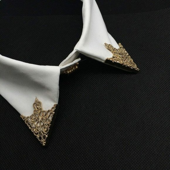 High Fashion Other - Classic Vintage Triangle Shirt Collar Lapel Pin